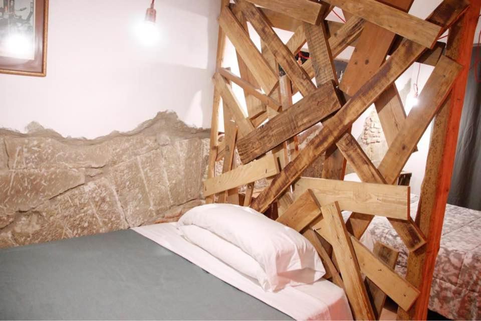 Bed and Breakfast Casa Paeria Lleida Esterno foto